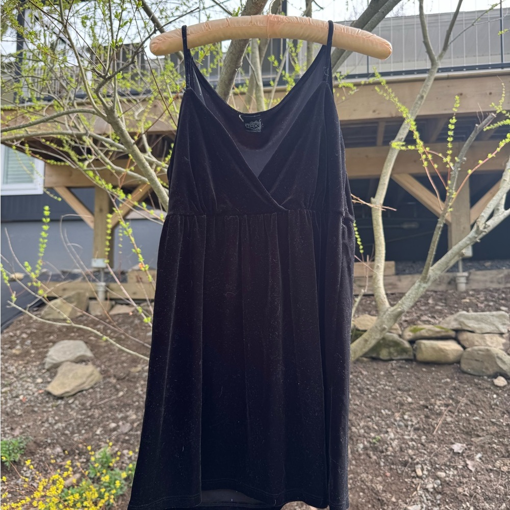 Elegant Black Velvet Dress